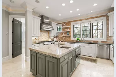 8700 Longview Club Drive, Waxhaw, NC 28173 - Photo 12