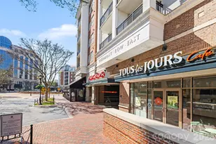 4625 Piedmont Row Dr, Charlotte, NC 28210 - Photo 1