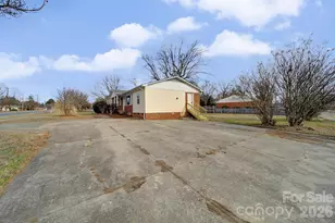 328 Old Concord Rd, Salisbury, NC 28144 - Photo 30