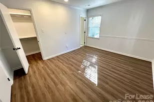 2408 Turnberry Ln, Charlotte, NC 28210 - Photo 16