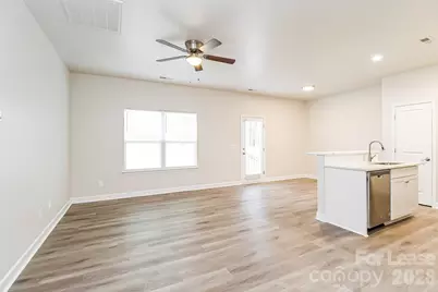 106 S Elm Street, Gastonia, NC 28052 - Photo 4