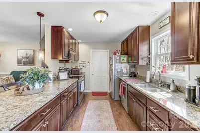 92 Willow Bend, Hendersonville, NC 28792 - Photo 12