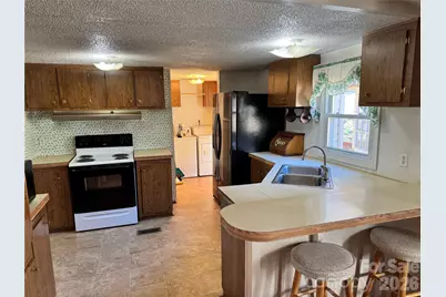 2448 Christopher Road, Morganton, NC 28655 - Photo 8