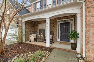 2100 Goddard Way, Waxhaw, NC 28173 - Photo 2