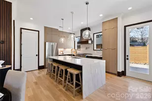 2117 Lombardy Cir, Charlotte, NC 28203 - Photo 6