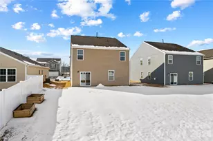 136 Sycamore Spgs Dr, Statesville, NC 28677 - Photo 38