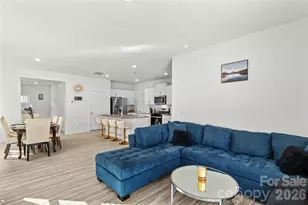 136 Sycamore Spgs Dr, Statesville, NC 28677 - Photo 4