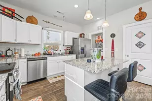 215 James St, Lexington, NC 27295 - Photo 6