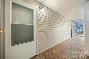 9119 Spyglass Pl, Charlotte, NC 28214 - Photo 2