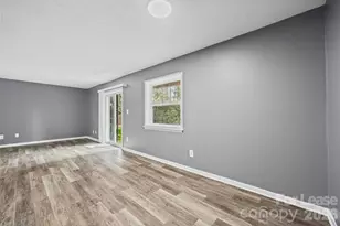 9119 Spyglass Pl, Charlotte, NC 28214 - Photo 10