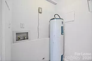 7906 Oak Meadow Ct, Charlotte, NC 28210 - Photo 12