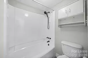 7906 Oak Meadow Ct, Charlotte, NC 28210 - Photo 20