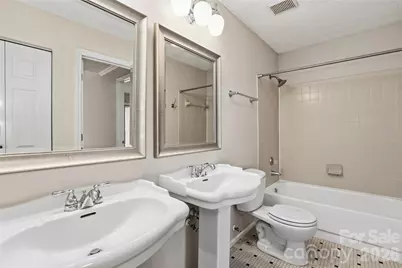 2518 Cranbrook Lane #6, Charlotte, NC 28207 - Photo 12