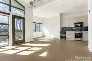 514 W 10th St, Charlotte, NC 28202 - Photo 2