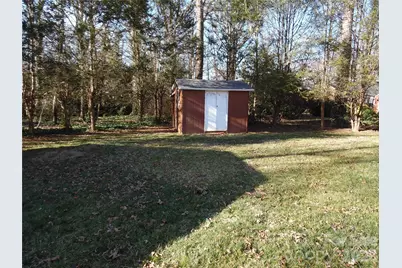 603 1st Avenue Place NE, Conover, NC 28613 - Photo 6