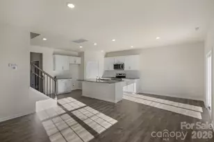 437 Falcon Ln, Lexington, NC 27295 - Photo 2