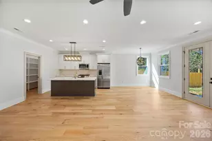 1329 Condon St, Charlotte, NC 28216 - Photo 12