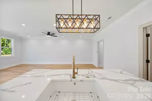 1329 Condon St, Charlotte, NC 28216 - Photo 10