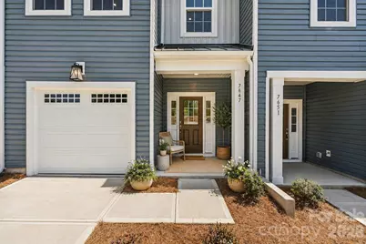 7647 Ethora Way, Charlotte, NC 28216 - Photo 2