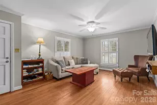 315 Rosemary Dr, Lexington, NC 27292 - Photo 2