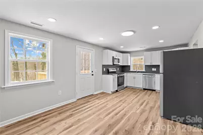 200 Eufola Road, Statesville, NC 28677 - Photo 16