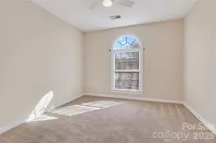 3400 12 Oaks Pl, Charlotte, NC 28270 - Photo 22