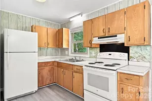 728 Center Rd, Chester, SC 29706 - Photo 8
