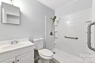 728 Center Rd, Chester, SC 29706 - Photo 16
