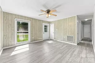 728 Center Rd, Chester, SC 29706 - Photo 6