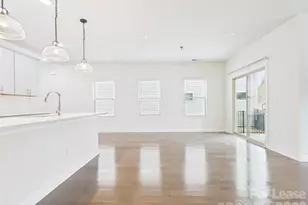 3941 Woodland View Dr, Charlotte, NC 28215 - Photo 6