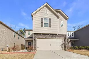 3941 Woodland View Dr, Charlotte, NC 28215 - Photo 2