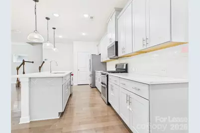 3941 Woodland View Drive, Charlotte, NC 28215 - Photo 4