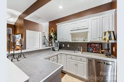 6525 Wakehurst Road, Charlotte, NC 28226 - Photo 26