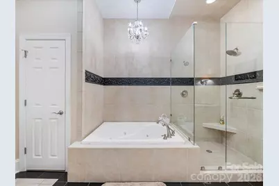 6525 Wakehurst Road, Charlotte, NC 28226 - Photo 18