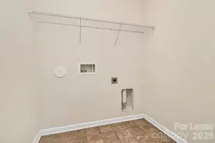 7107 Adare Mews Rd, Charlotte, NC 28217 - Photo 20