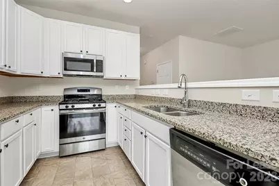 7107 Adare Mews Road, Charlotte, NC 28217 - Photo 12