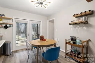 7615 Zermatt Ln, Charlotte, NC 28226 - Photo 12