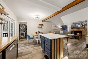 7615 Zermatt Ln, Charlotte, NC 28226 - Photo 18