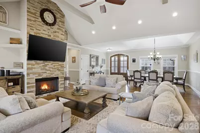 1370 Null Road #4, Lincolnton, NC 28092 - Photo 16