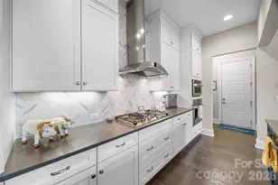 5926 Tindall Park Dr, Charlotte, NC 28210 - Photo 8