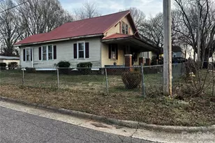 901 8th St, Statesville, NC 28677 - Photo 6