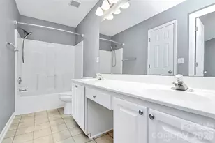 10739 Holly Ridge Blvd, Charlotte, NC 28216 - Photo 28