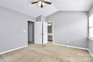 10739 Holly Ridge Blvd, Charlotte, NC 28216 - Photo 26