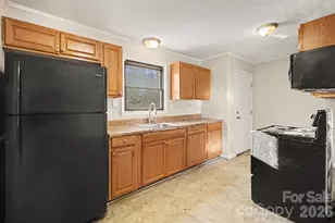 1133 Penrose Ln, Charlotte, NC 28217 - Photo 12