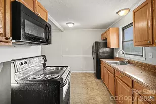 1133 Penrose Ln, Charlotte, NC 28217 - Photo 14