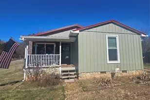 1372 Lucy Dr, Lincolnton, NC 28092 - Photo 1