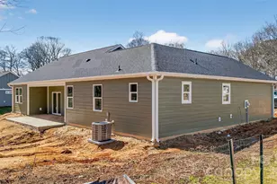 413 Dogwood Ln, Statesville, NC 28625 - Photo 10