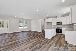 413 Dogwood Ln, Statesville, NC 28625 - Photo 10