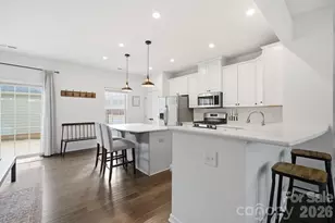 4135 Audubon Pk Dr, Charlotte, NC 28217 - Photo 10