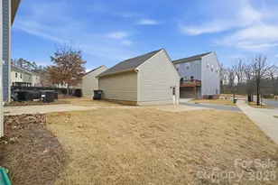 4135 Audubon Pk Dr, Charlotte, NC 28217 - Photo 36